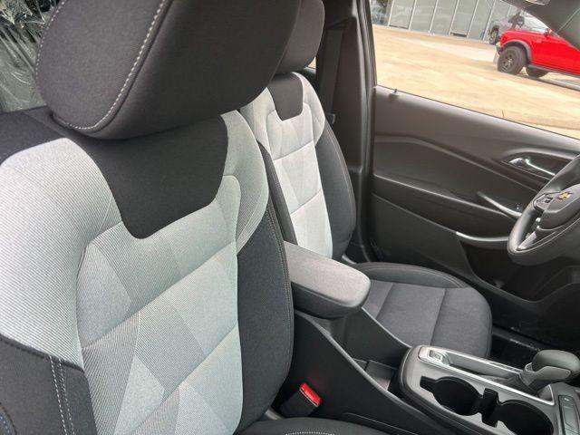 2026 Chevrolet Trax FWD LS