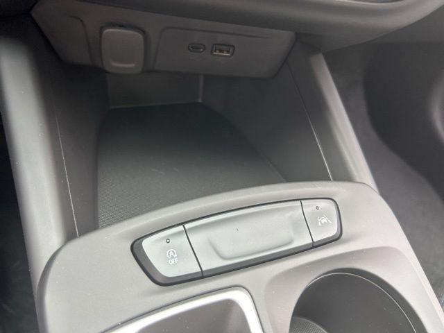 2026 Chevrolet Trax FWD LS
