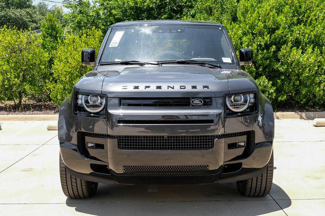 2026 Land Rover Defender P500 V8