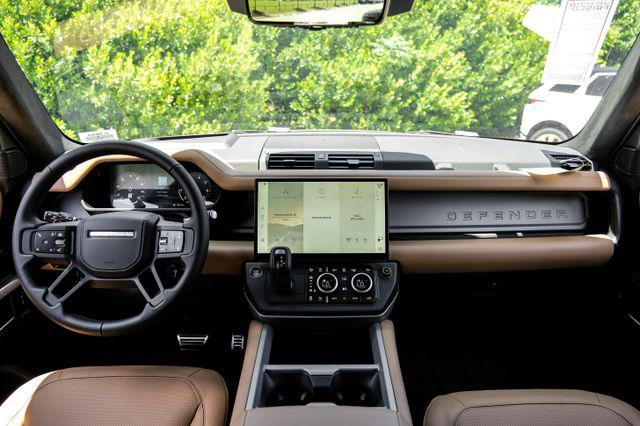 2026 Land Rover Defender P500 V8