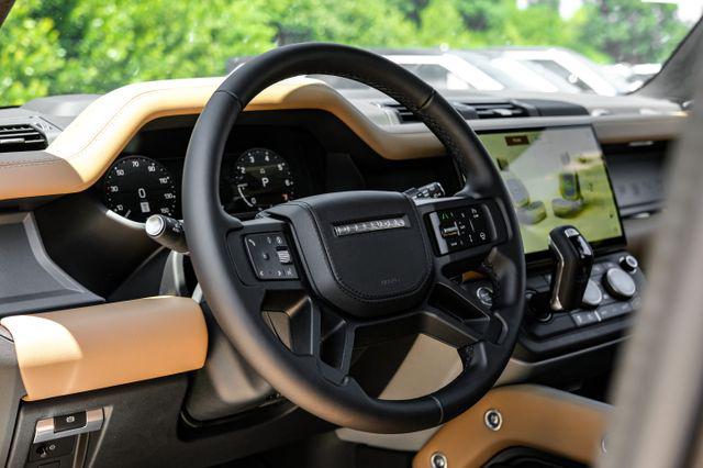 2026 Land Rover Defender P500 V8