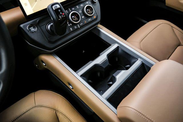 2026 Land Rover Defender P500 V8