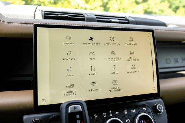 2026 Land Rover Defender P500 V8