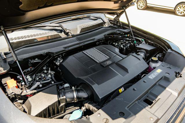 2026 Land Rover Defender P500 V8
