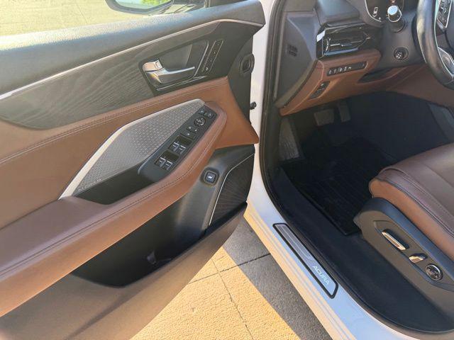 2023 Acura MDX Advance Package