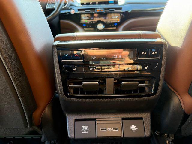 2023 Acura MDX Advance Package