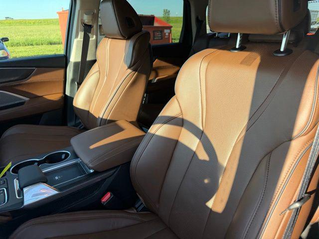 2023 Acura MDX Advance Package