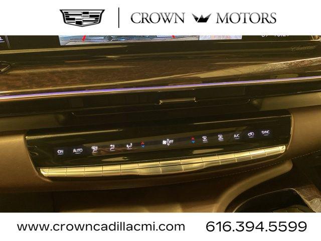 2023 Cadillac Escalade 4WD Sport Platinum