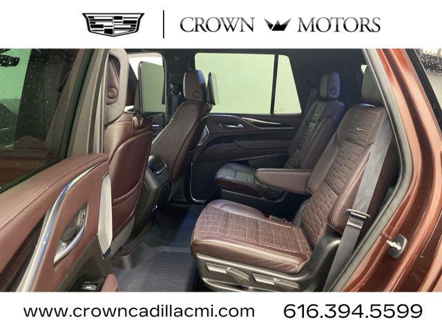 2023 Cadillac Escalade 4WD Sport Platinum