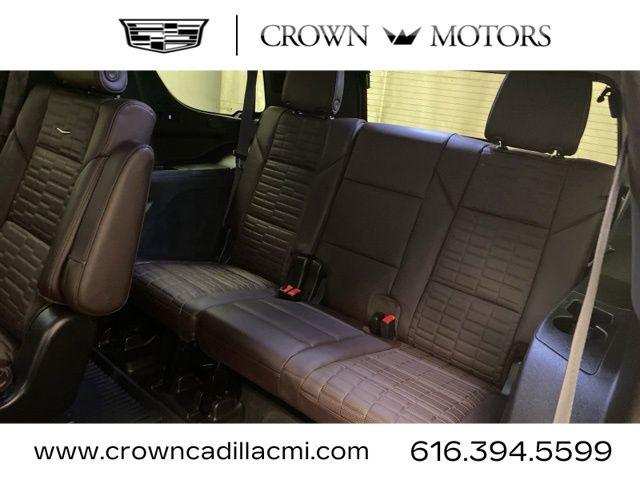 2023 Cadillac Escalade 4WD Sport Platinum