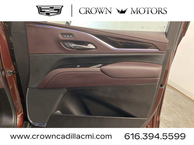 2023 Cadillac Escalade 4WD Sport Platinum