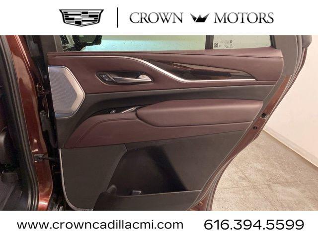2023 Cadillac Escalade 4WD Sport Platinum