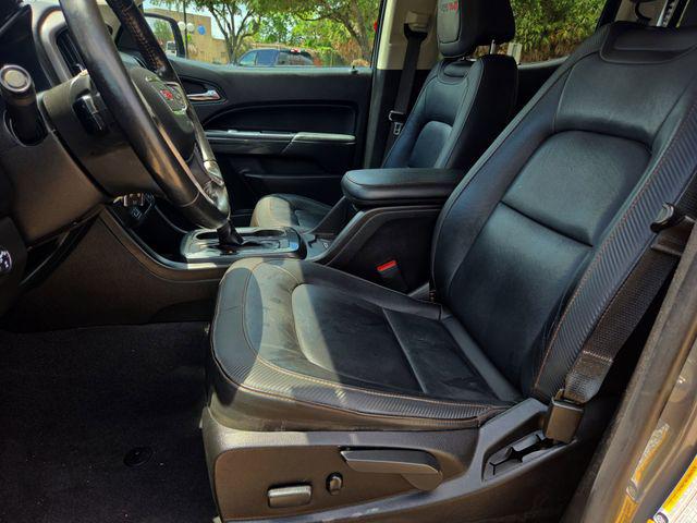 2021 GMC Canyon 4WD Crew Cab Short Box AT4 - Leather