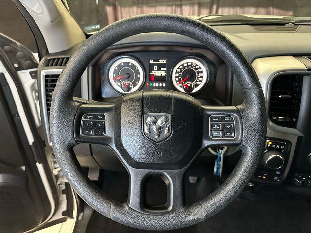 2016 Ram 1500 SLT