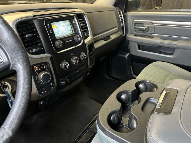 2016 Ram 1500 SLT