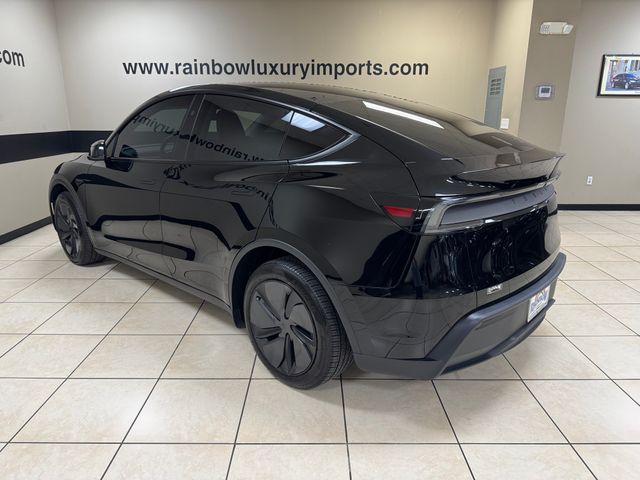 2026 Tesla Model Y Premium Rear-Wheel Drive