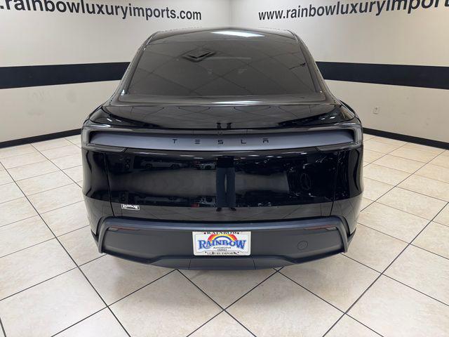 2026 Tesla Model Y Premium Rear-Wheel Drive