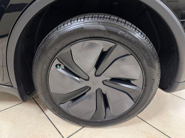 2026 Tesla Model Y Premium Rear-Wheel Drive