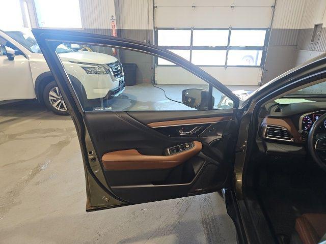 2022 Subaru Outback Touring XT