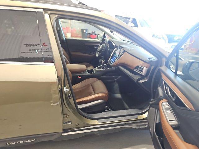 2022 Subaru Outback Touring XT