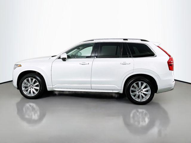 2017 Volvo XC90 T6 Momentum