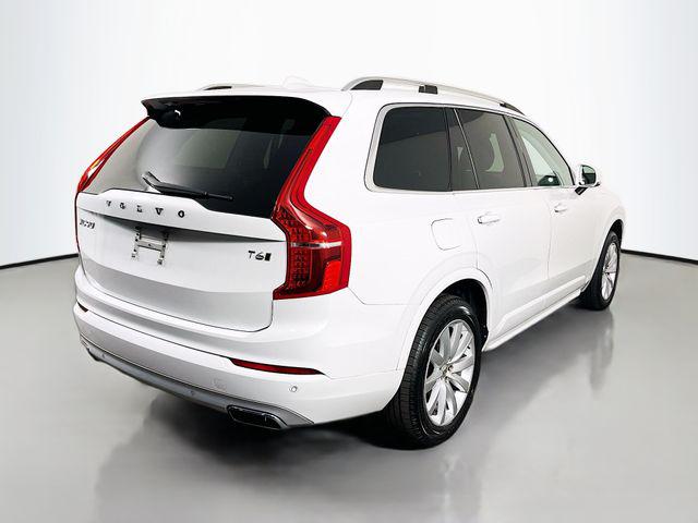 2017 Volvo XC90 T6 Momentum