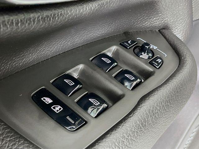 2017 Volvo XC90 T6 Momentum