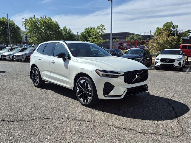 2026 Volvo XC60 B5 Plus