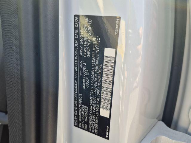 2026 Volvo XC60 B5 Plus