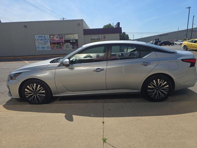 2023 Nissan Altima SV FWD