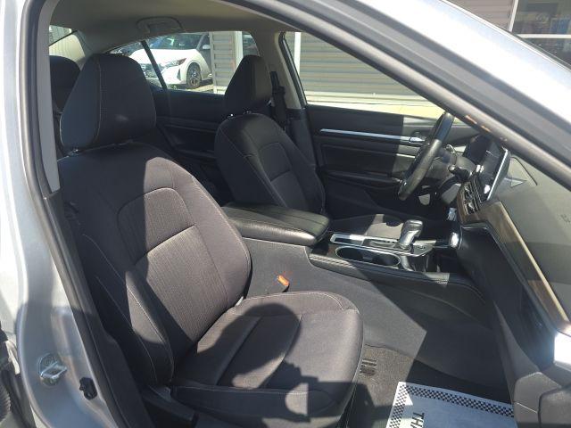 2023 Nissan Altima SV FWD