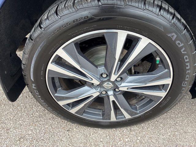 2017 Nissan Pathfinder Platinum