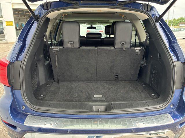 2017 Nissan Pathfinder Platinum