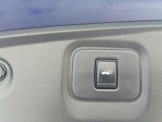 2017 Nissan Pathfinder Platinum