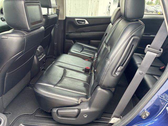 2017 Nissan Pathfinder Platinum