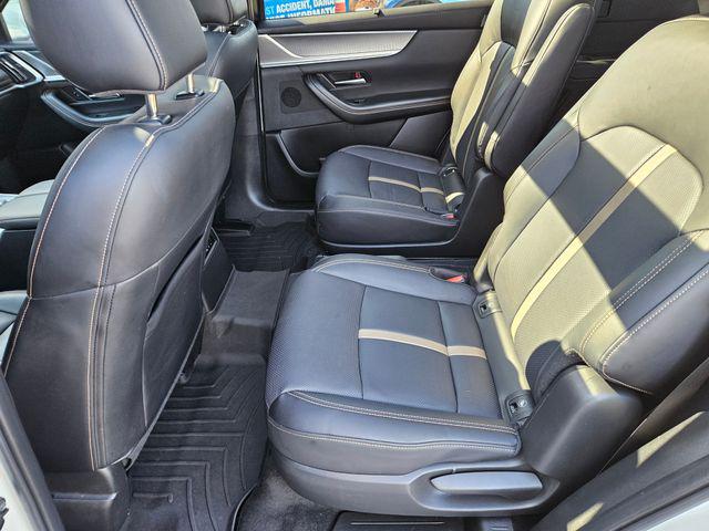 2025 Mazda X-90 Premium Plus Package