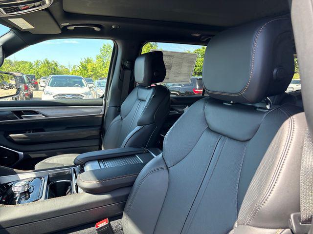 2026 Jeep Grand Wagoneer 4x4