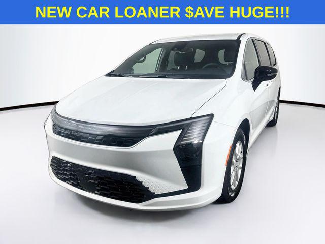 2027 Chrysler Pacifica Select