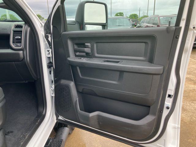 2026 Ram 3500 Tradesman Crew Cab 4x4 8' Box