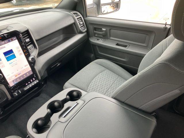 2026 Ram 3500 Tradesman Crew Cab 4x4 8' Box