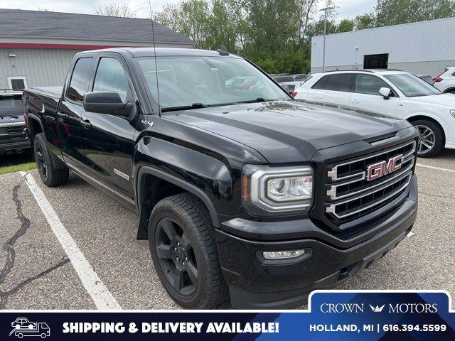 2018 GMC Sierra 4WD Double Cab Standard Box's photo
