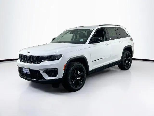 2023 Jeep Grand Cherokee Limited 4x4 for sale in Exton, PA