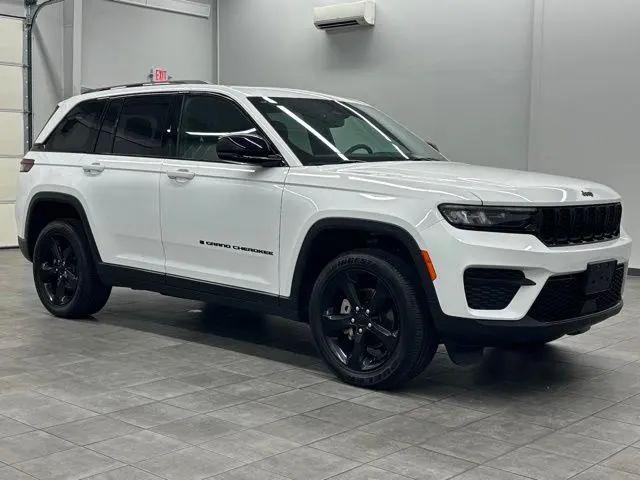 2023 Jeep Grand Cherokee Altitude X 4x4 for sale in Murray, KY