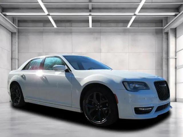 2023 Chrysler 300 Touring L for sale in Chiefland, FL