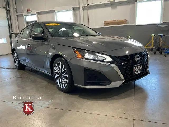 2025 Nissan Altima SV FWD for sale in Appleton, WI