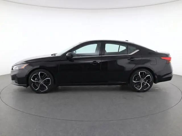 2023 Nissan Altima SR FWD