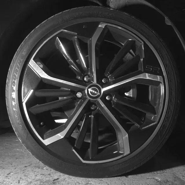 2023 Nissan Altima SR FWD