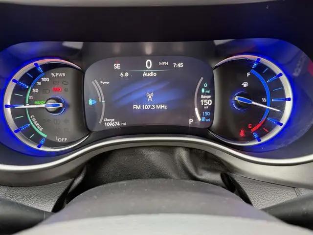 2022 Chrysler Pacifica Hybrid Touring L