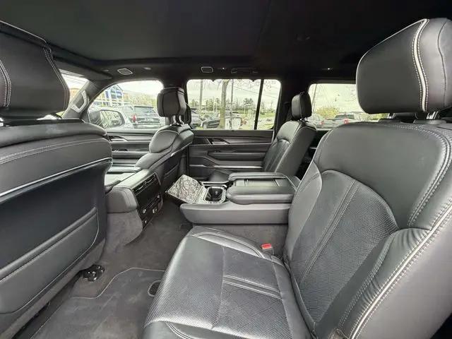 2024 Jeep Grand Wagoneer L Series II 4x4