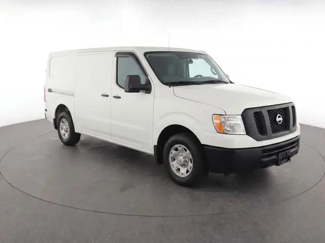 2017 Nissan 1500 S V6